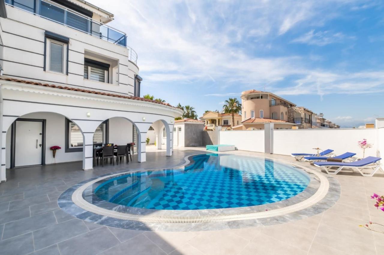 Superb Villa With Private Pool In Antalya 贝莱克 外观 照片
